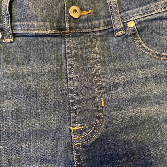 Spanx Blue Denim Women's Pull-on Shorts - Picture 7 of 12